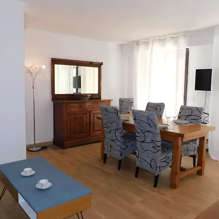 Apartment Cosy Air-conditioned T2 