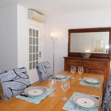 Apartment Cosy Air-conditioned T2 